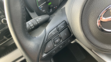 Toyota Yaris 1.5 Hybrid Icon 5dr CVT Hybrid Hatchback